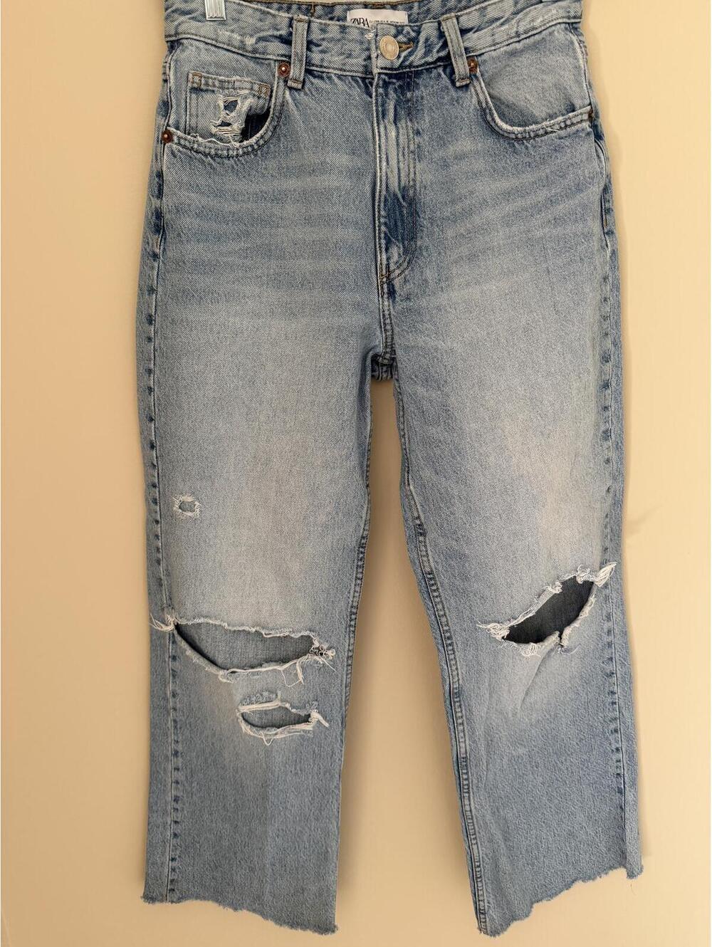 Sz 6 Zara distressed relaxed holey jeans